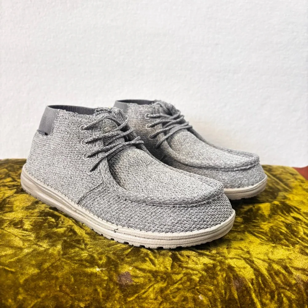 Hey Dude Wayne High Top Grey Knit Chukka Boots Toe Shoes Size 8 SKU 112143000